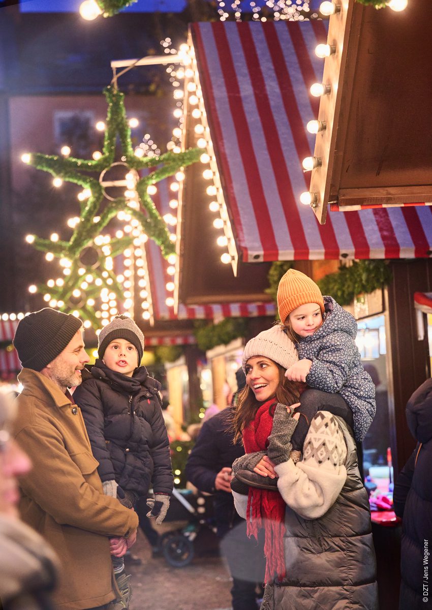 Christmas eve a public holiday